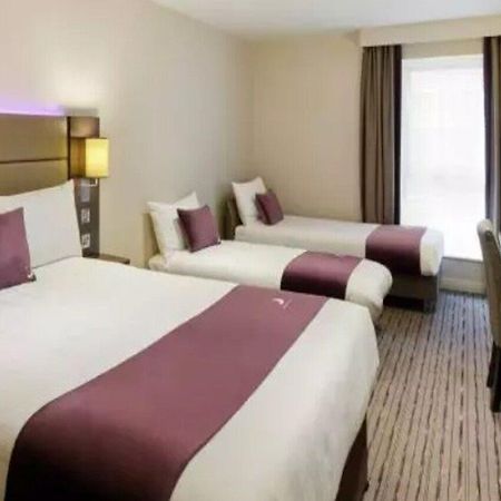Premier Inn Ware Exterior photo