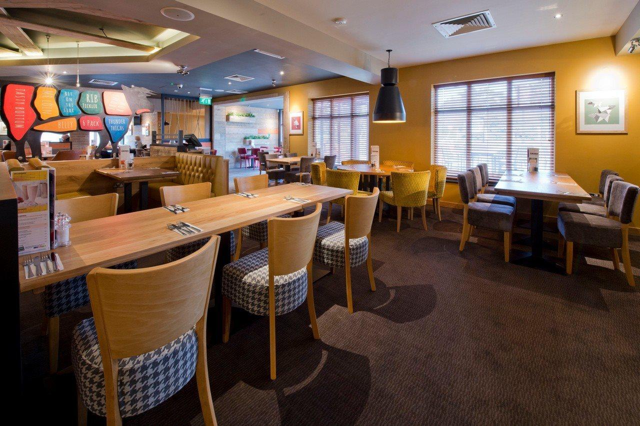 Premier Inn Ware Exterior photo